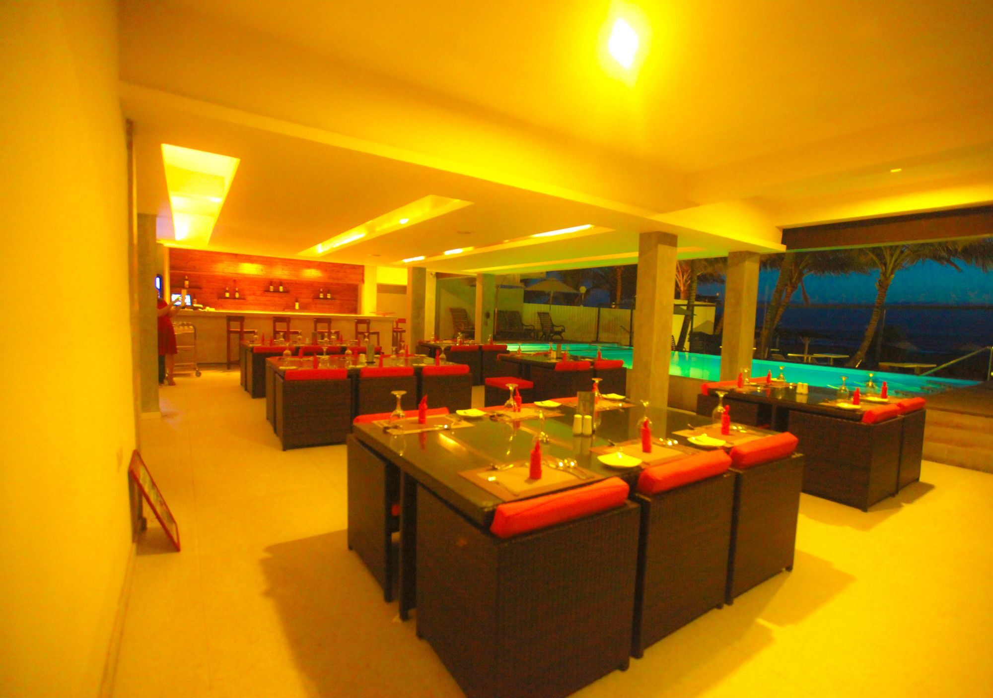 Beacon Beach Hotel Negombo Exterior photo